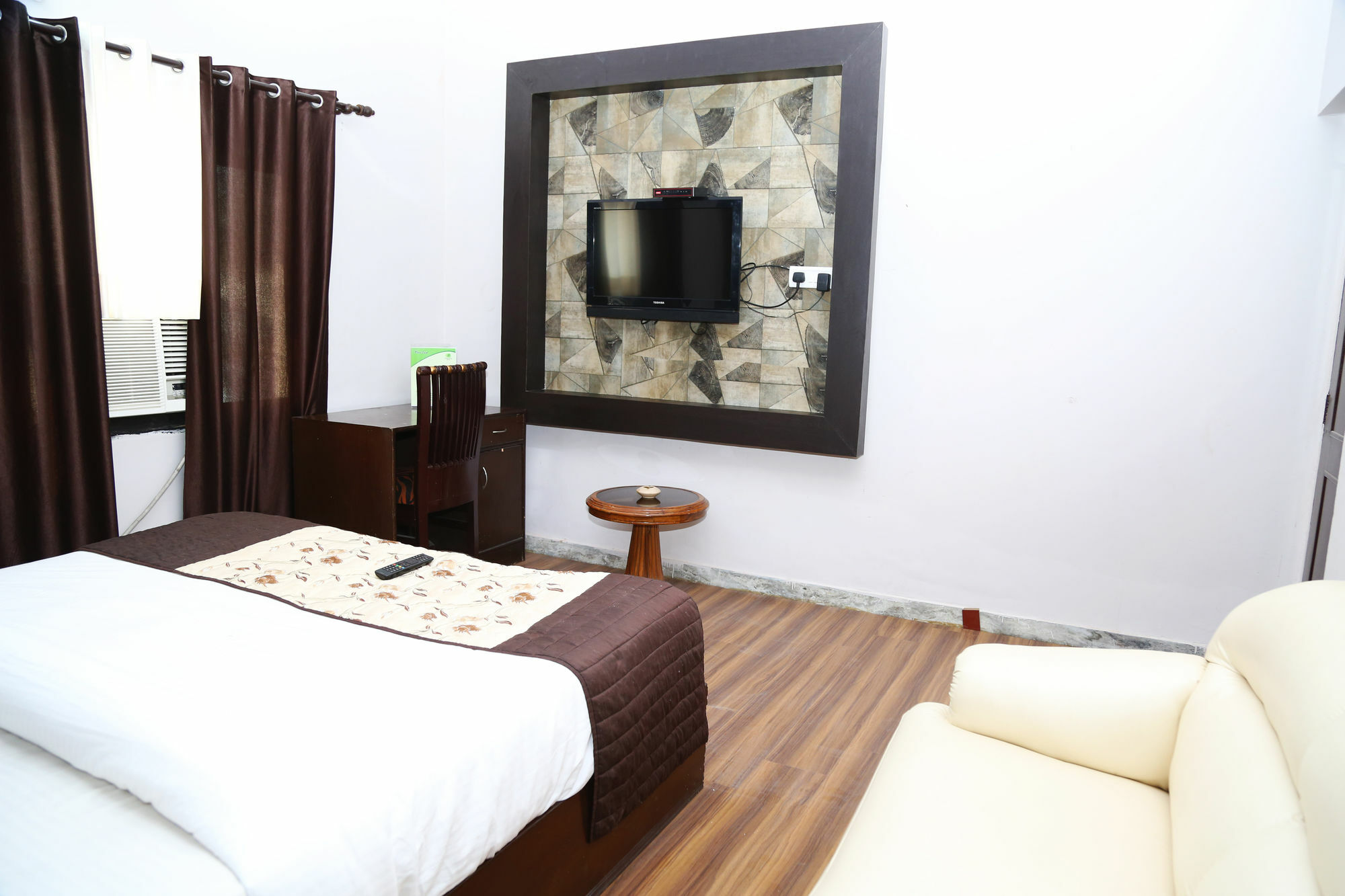 Pacific Inn Suryansh Hotel Gurgaon Eksteriør bilde