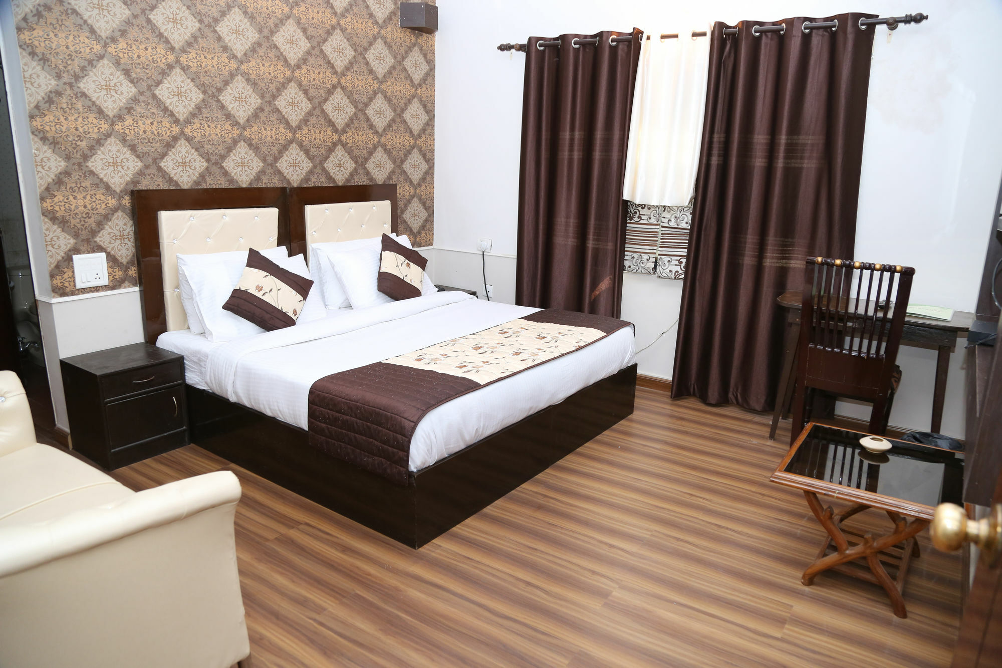 Pacific Inn Suryansh Hotel Gurgaon Eksteriør bilde